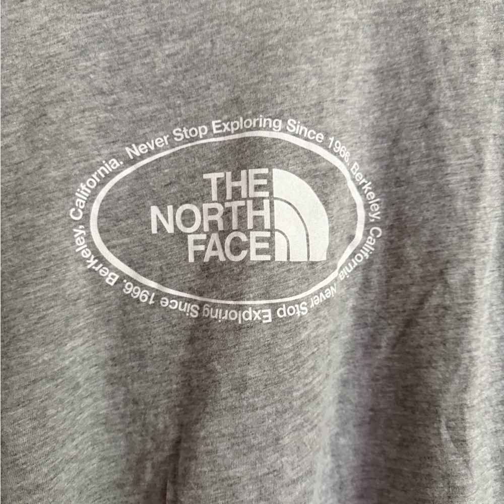 The North Face Tee Shirt - Picture 6 of 8